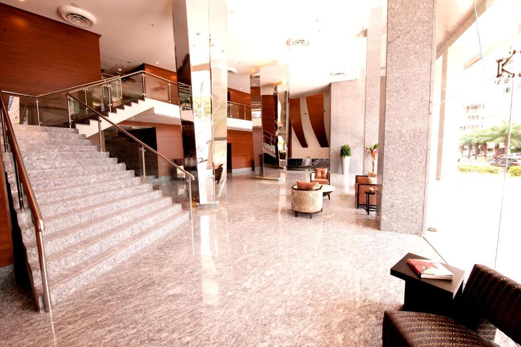 Torres De Alba Hotel & Suites Panama Stadt Exterior foto