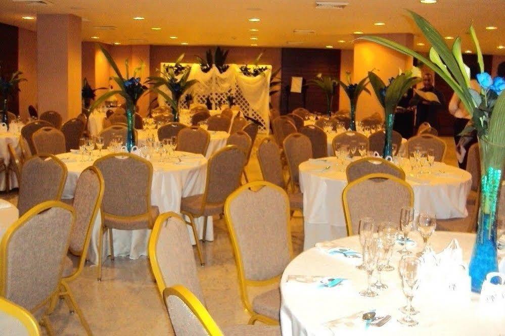 Torres De Alba Hotel & Suites Panama Stadt Exterior foto